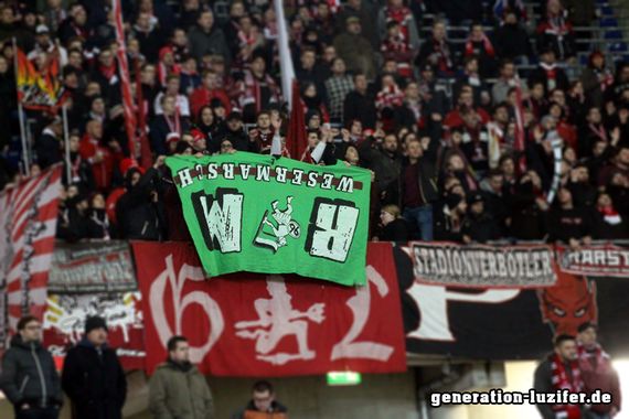 Hannover 96 vs 1. FC Kaiserslautern (1-0) (11)