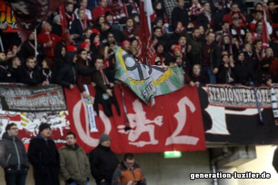 Hannover 96 vs 1. FC Kaiserslautern (1-0) (14)