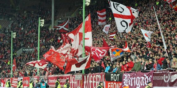 1. FC Kaiserslautern vs SV Sandhausen (3-0) (18)