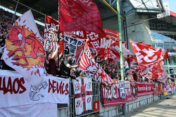 1. FC Kaiserslautern vs SpVgg Fürth (2-0) (2)