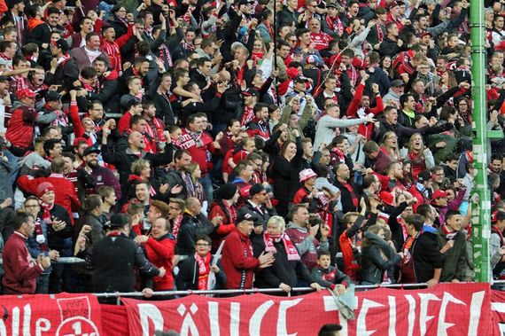 1. FC Kaiserslautern vs TSV 1860 München (1-0) (9)