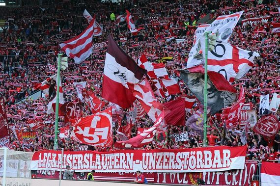 1. FC Kaiserslautern vs FC St. Pauli (1-2) (5)