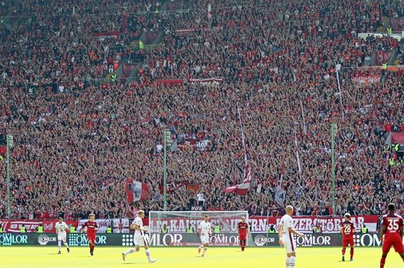 1. FC Kaiserslautern vs 1. FC Nürnberg (1-0) (8)