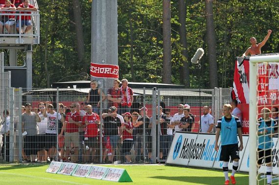 SV Sandhausen vs 1. FC Kaiserslautern (2-0) (10)