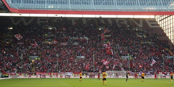 1. FC Kaiserslautern vs Dynamo Dresden (3-0) (13)