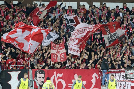 FC St. Pauli vs 1. FC Kaiserslautern (1-1) (12)