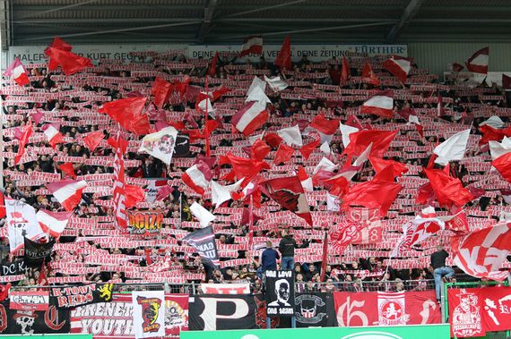 SpVgg Fürth vs 1. FC Kaiserslautern (2-1) (12)