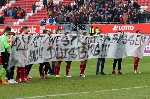 1. FC Kaiserslautern vs FC St. Pauli (1-1) (3)