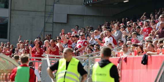 1. FC Kaiserslautern vs SSV Jahn Regensburg (1-1) (12)