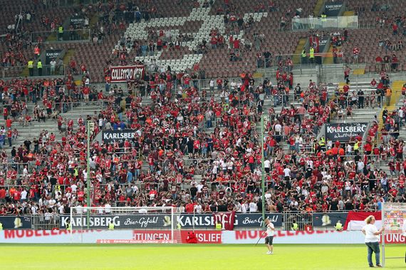 1. FC Kaiserslautern vs Dynamo Dresden (0-1) (4)
