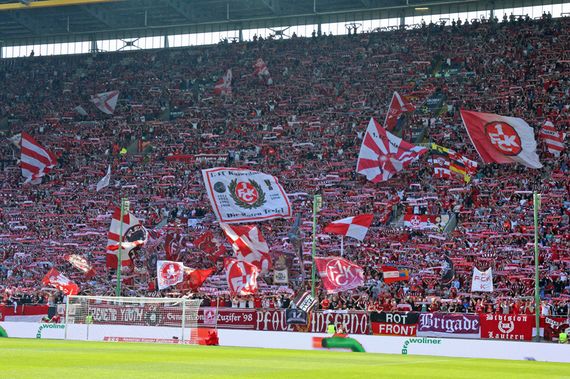 1. FC Kaiserslautern vs Dynamo Dresden (0-1) (5)