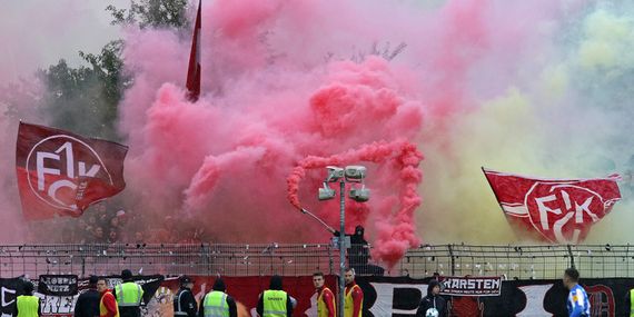 Holstein Kiel vs 1. FC Kaiserslautern (2-1) (6)
