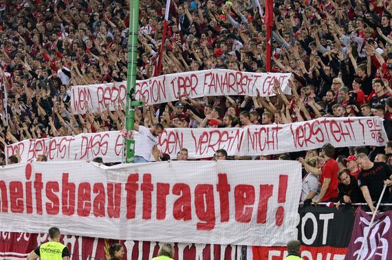 1. FC Kaiserslautern vs SpVgg Fürth (3-0) (3)