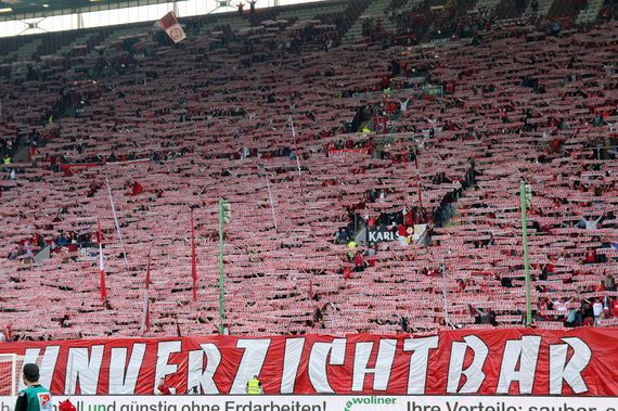 1. FC Kaiserslautern vs SpVgg Fürth (3-0) (16)