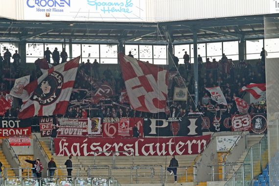 FC Hansa Rostock vs 1. FC Kaiserslautern (4-1) (2)