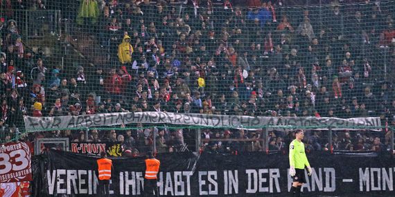 SpVgg Unterhaching vs 1. FC Kaiserslautern (5-0) (5)