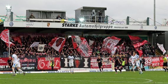 Sportfreunde Lotte vs 1. FC Kaiserslautern (0-2) (9)