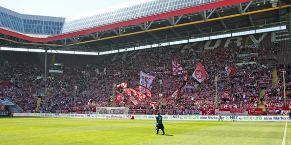 1. FC Kaiserslautern vs FC Hansa Rostock (0-2) (4)
