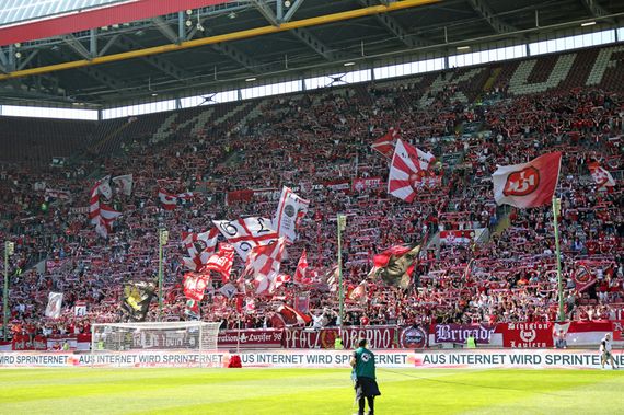 1. FC Kaiserslautern vs FC Hansa Rostock (0-2) (5)