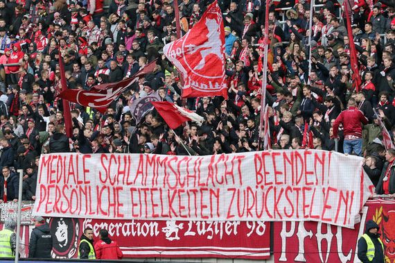 1. FC Kaiserslautern vs SpVgg Unterhaching (4-0) (9)