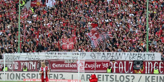1. FC Kaiserslautern vs Karlsruher SC (0-0) (2)