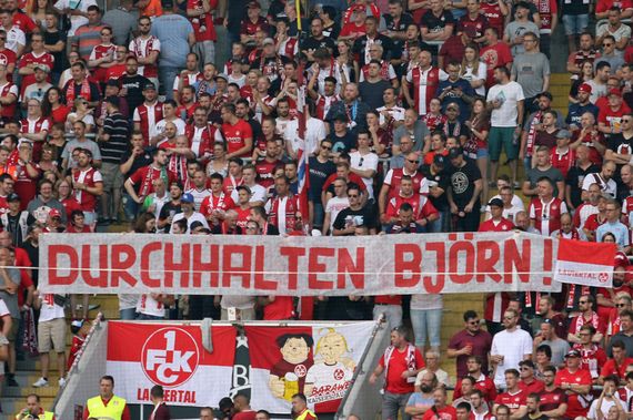 1. FC Kaiserslautern vs SpVgg Unterhaching (1-1) (10)