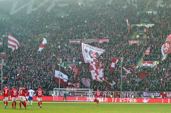 1. FC Kaiserslautern vs FC Hansa Rostock (2-0) (5)