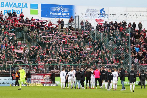 SpVgg Unterhaching vs 1. FC Kaiserslautern (1-1) (4)