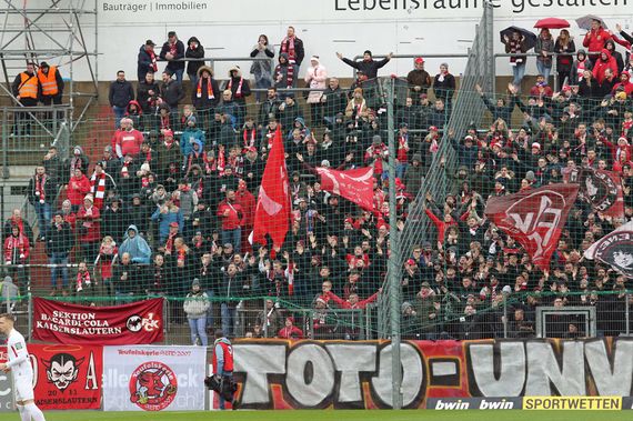 SpVgg Unterhaching vs 1. FC Kaiserslautern (1-1) (7)