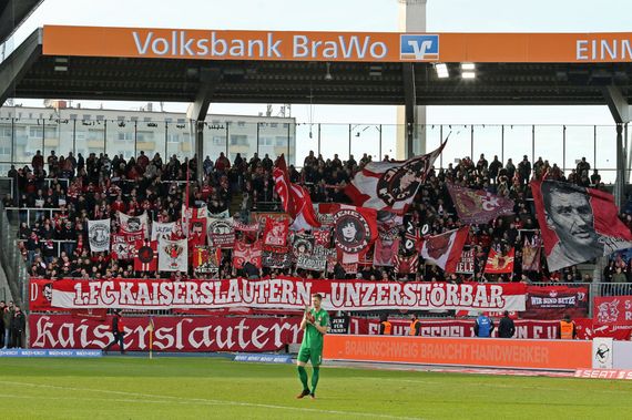 Eintracht Braunschweig vs 1. FC Kaiserslautern (2-0) (4)