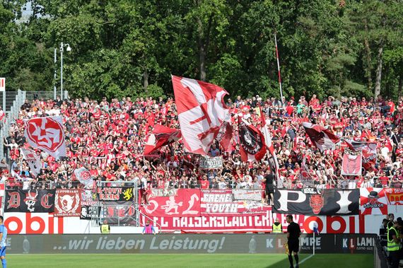 SV Meppen vs 1. FC Kaiserslautern (6-1) (4)
