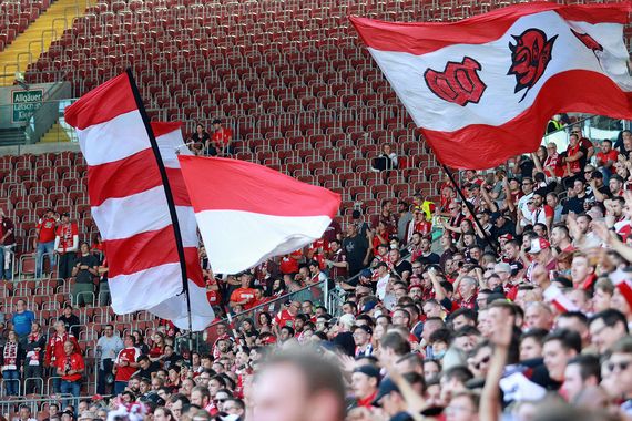 1. FC Kaiserslautern vs VfL Osnabrück (2-0) (2)