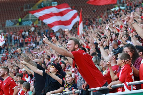 1. FC Kaiserslautern vs VfL Osnabrück (2-0) (3)