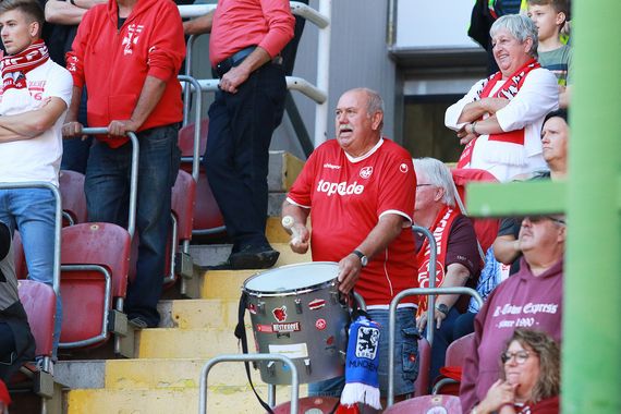 1. FC Kaiserslautern vs VfL Osnabrück (2-0) (7)