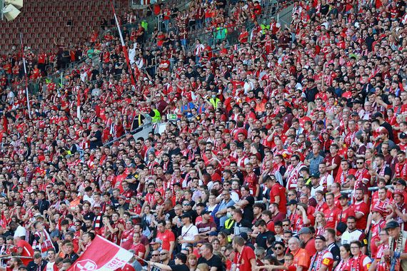 1. FC Kaiserslautern vs VfL Osnabrück (2-0) (8)