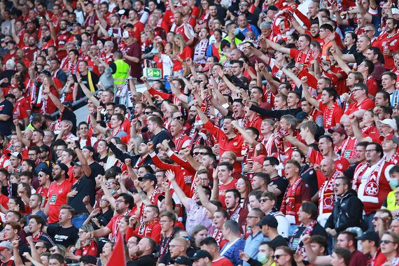 1. FC Kaiserslautern vs VfL Osnabrück (2-0) (11)