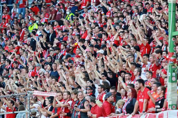 1. FC Kaiserslautern vs VfL Osnabrück (2-0) (12)