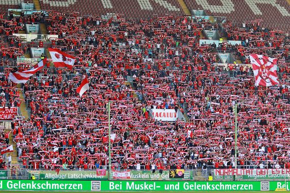 1. FC Kaiserslautern vs VfL Osnabrück (2-0) (18)