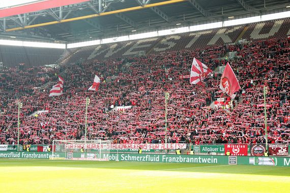 1. FC Kaiserslautern vs SC Freiburg II (3-0) (14)