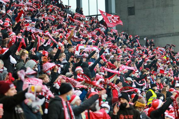 1. FC Kaiserslautern vs Viktoria Köln (4-0) (7)