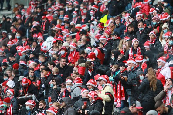 1. FC Kaiserslautern vs Viktoria Köln (4-0) (8)