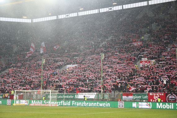 1. FC Kaiserslautern vs Viktoria Köln (4-0) (9)