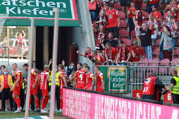 1. FC Kaiserslautern vs TSV 1860 München (3-0) (8)