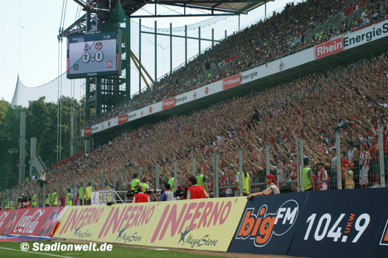 1. FC Köln vs 1. FC Kaiserslautern (1-2) (10)