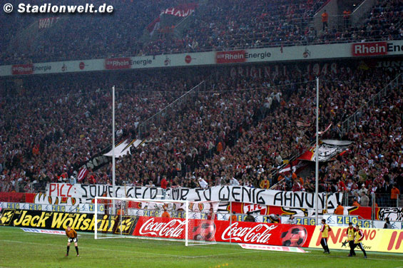 1. FC Köln vs SpVgg Unterhaching (1-0) (9)