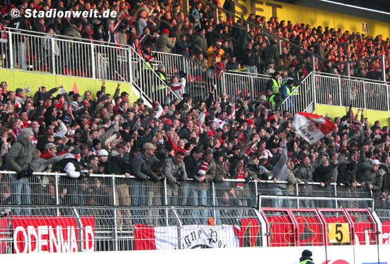 1. FSV Mainz 05 vs 1. FC Köln (4-2) (2)