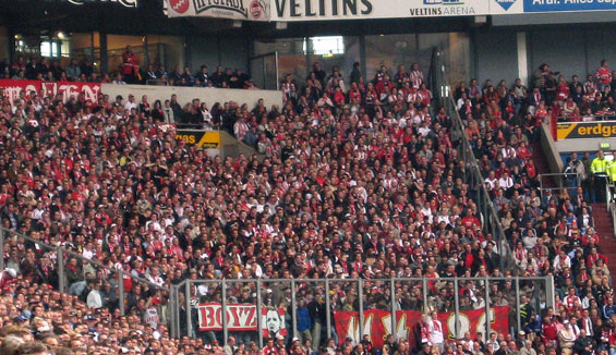 FC Schalke 04 vs 1. FC Köln (1-1) (2)