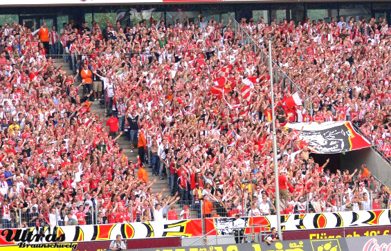 1. FC Köln vs Eintracht Braunschweig (4-1) (4)