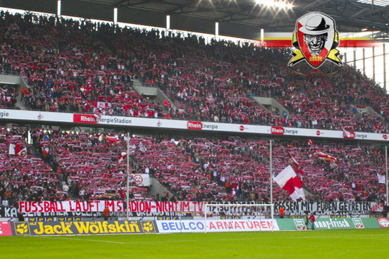 1. FC Köln vs VfL Osnabrück (2-0) (5)