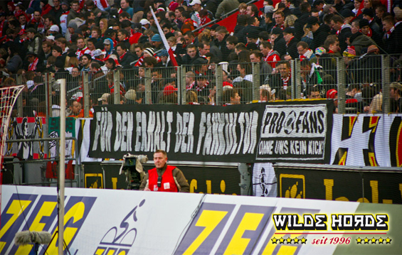 1. FC Köln vs VfL Wolfsburg (1-1) (7)